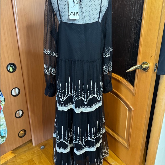 Zara Black and White embroidered Long Sleeve tule maxi Dress Sz XXL - Picture 14 of 16